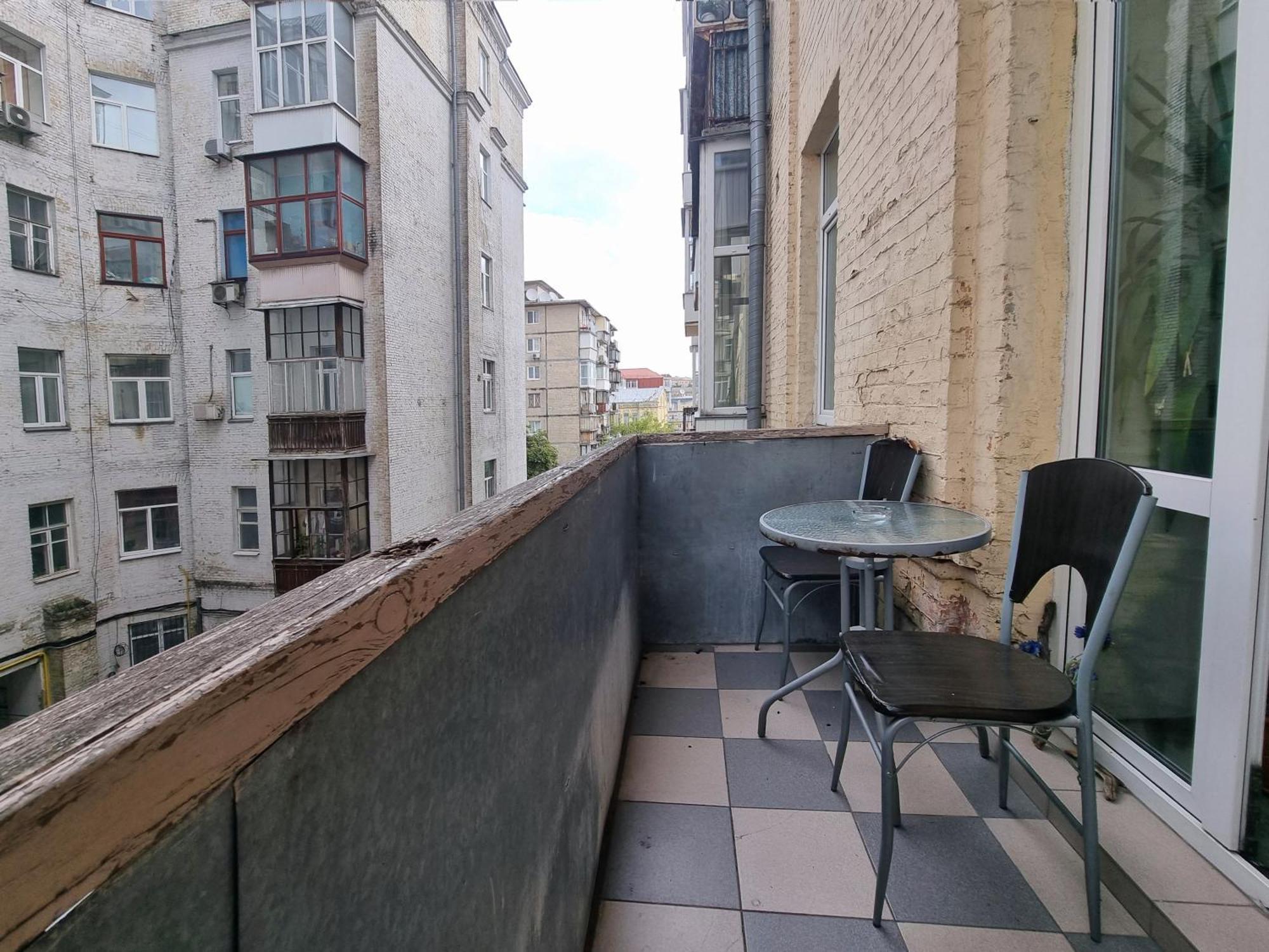 Home-Hotel Apartments On Maidan Nezalezhnosti Square Kyiv Exterior photo